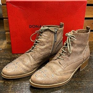 Donald Pliner Booties